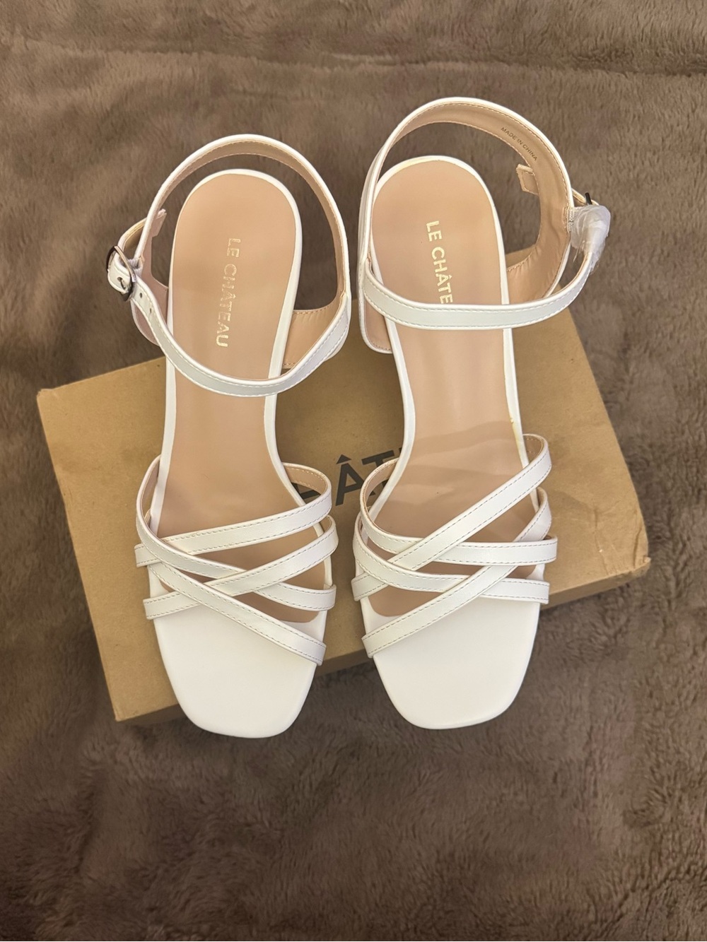 le chateau brand new Off White Strappy Wedge Sandals - Picture 10 of 13